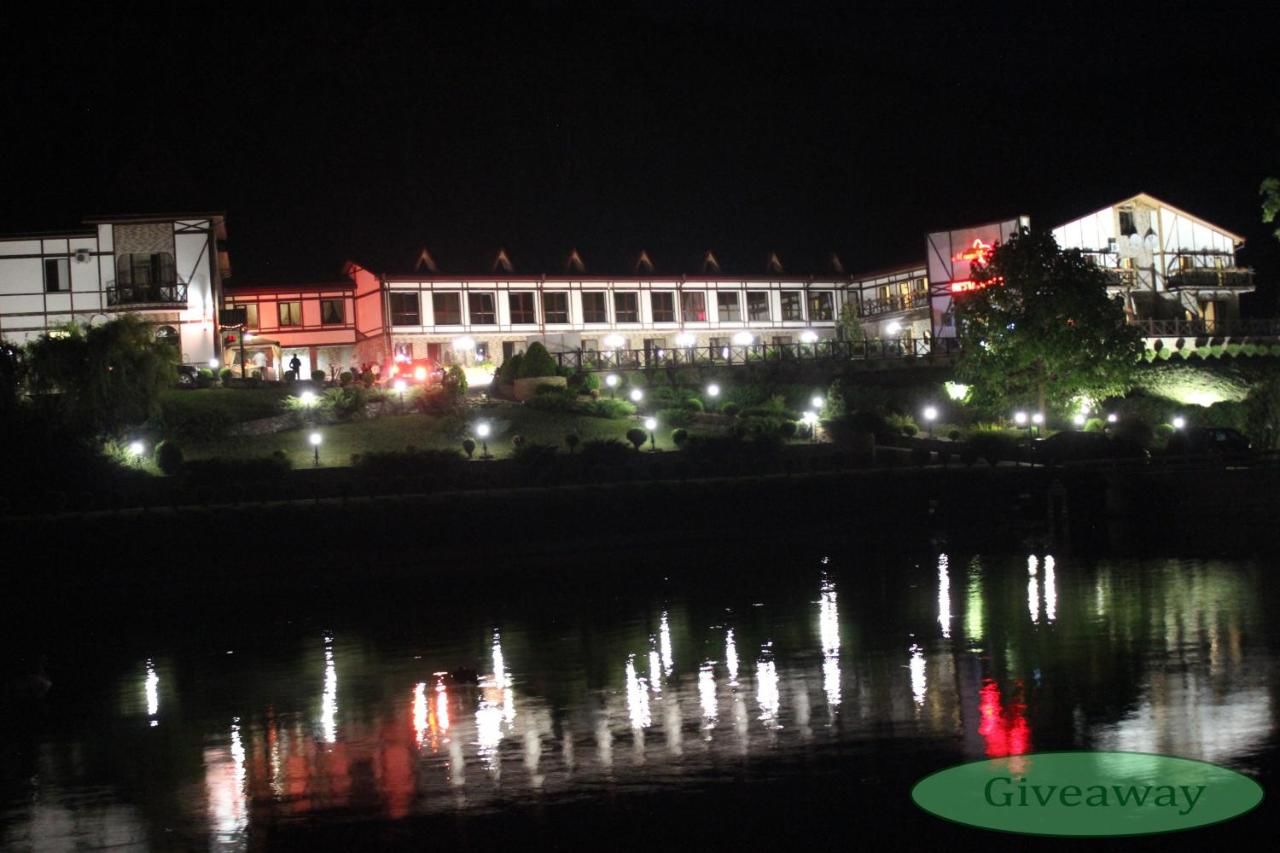 Отель MishyN-City Hotel Dobrovlyany-7